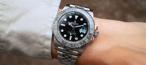 rolex gmt 2 bruce wayne|126710grnr vs 116710ln.